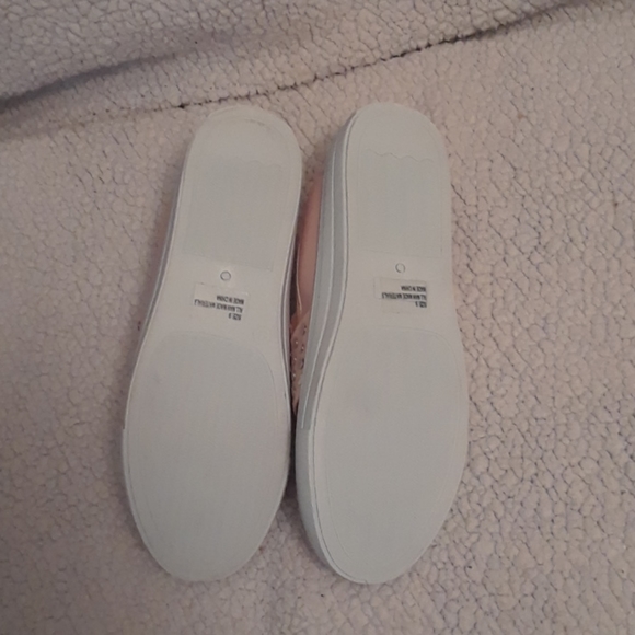 Qupid pink slip-ons - Picture 3 of 3